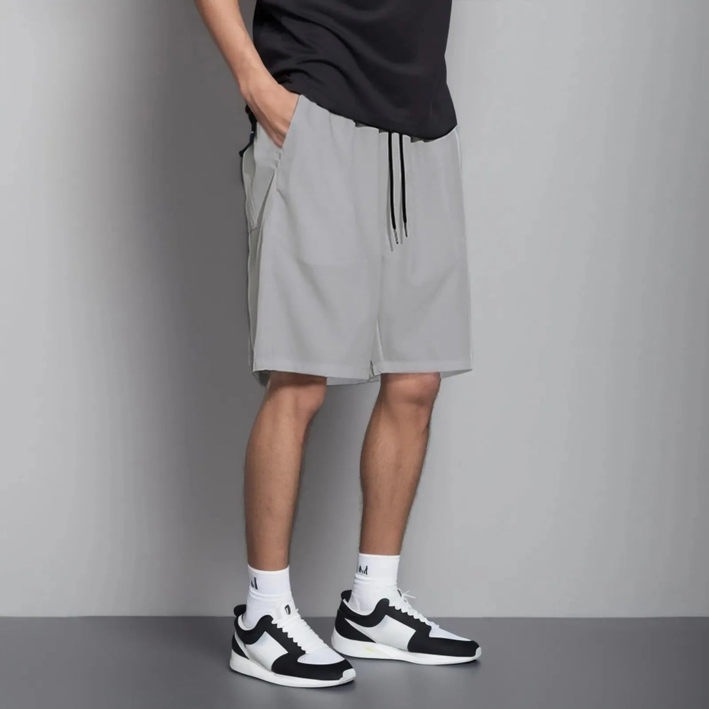 Men's Ice Silk Summer Cargo Shorts for Comfort Leisure
