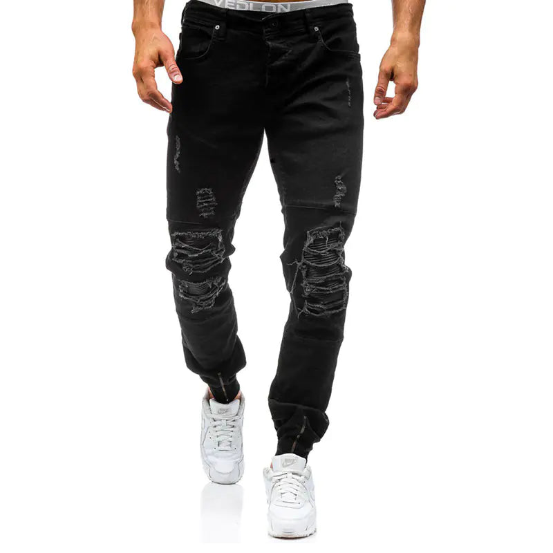 Stylish Ripped Denims: Unique Fraying for Ultimate Comfort