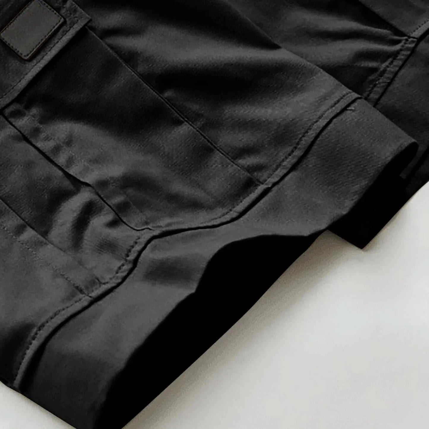 Men's Casual Cargo Shorts with Elastic Waist and Multiple Pockets for Active Summer Wear