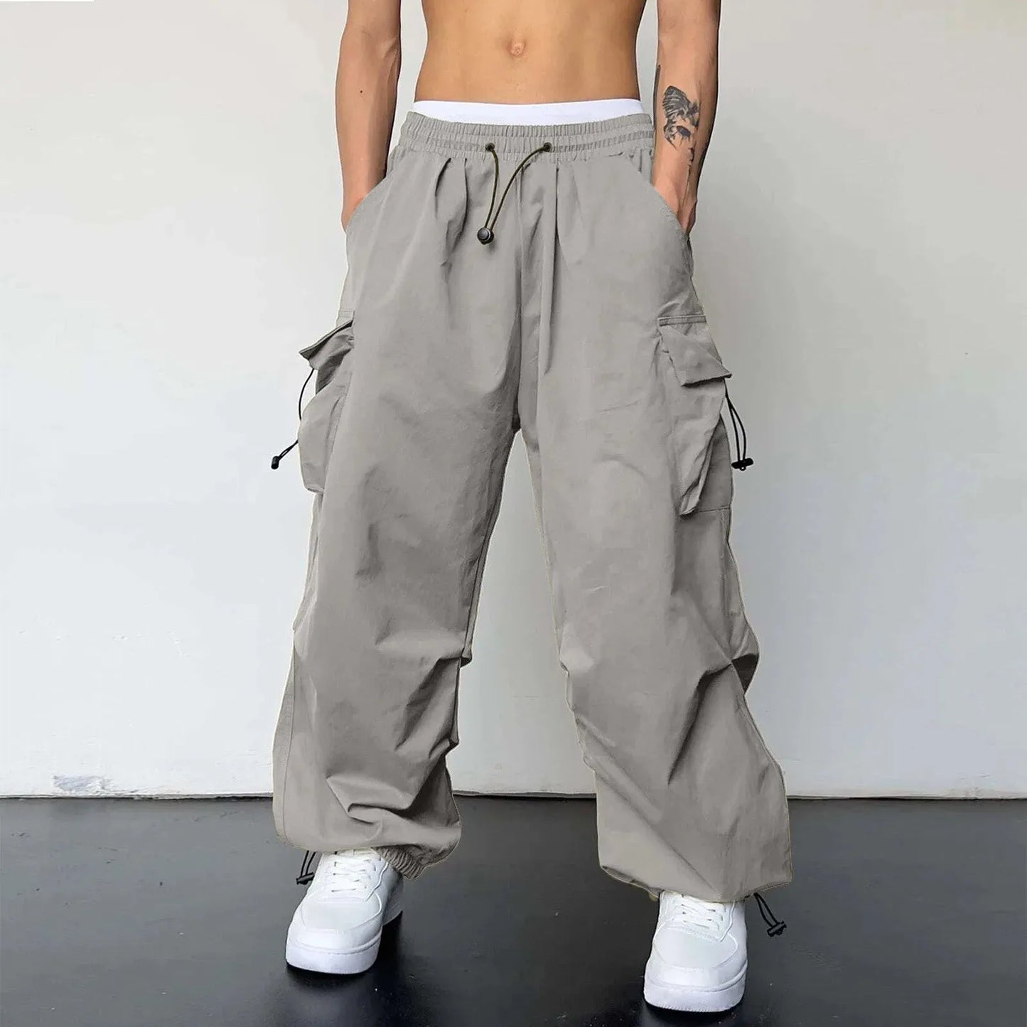 Oversized Carga Parachute Pants