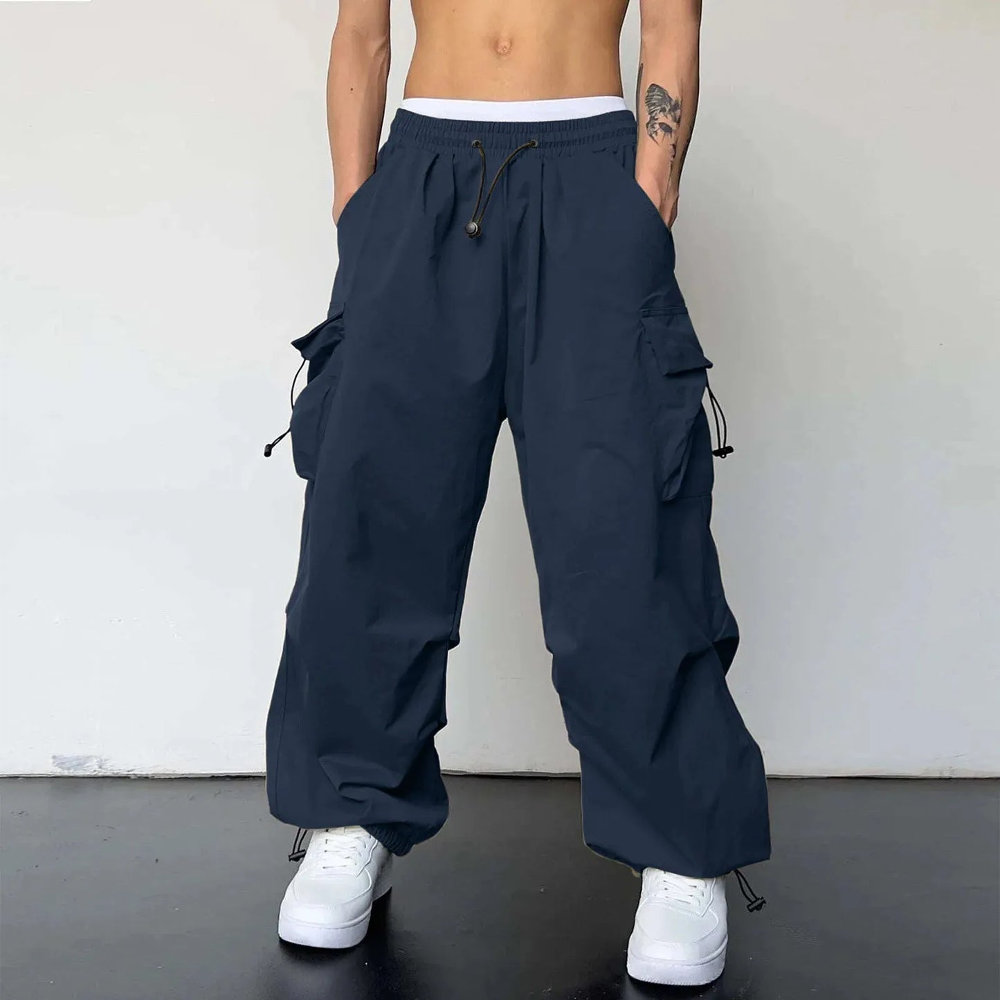 Oversized Carga Parachute Pants