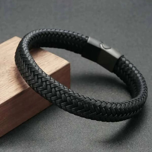 Sophisticated Black Magnetic Leather Bracelet for Men - A Perfect Gift for Any Occasion