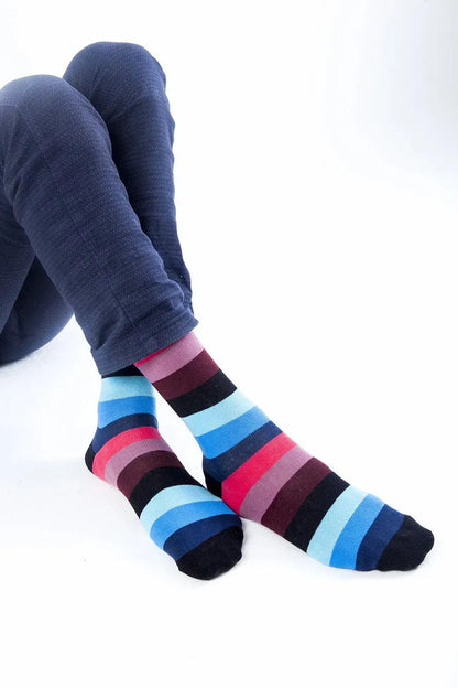 Elegant Black Grape Striped Socks - Pylnam