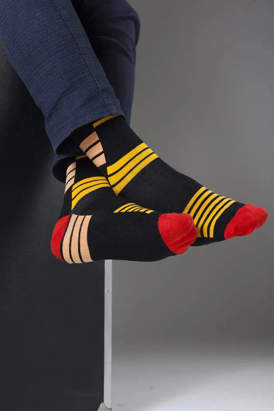 Retro Orange Stripe Socks - Pylnam