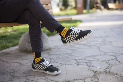 Retro Orange Stripe Socks - Pylnam