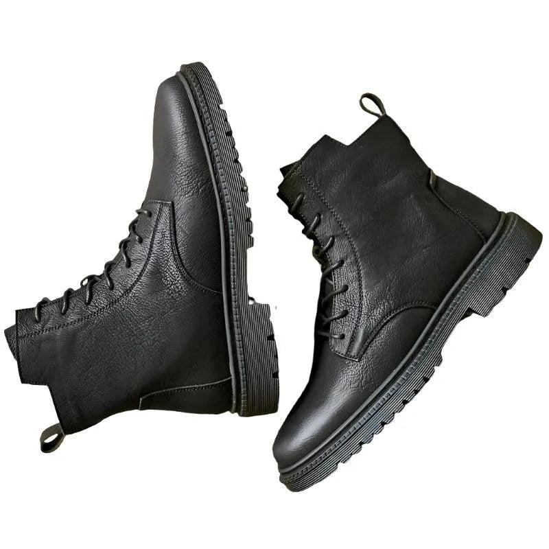 Royal Britannia Zippered Black Leather Boots - Pylnam