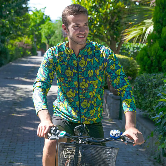 Stylish Men's Sweatshirt for Comfortable Outdoor Adventures